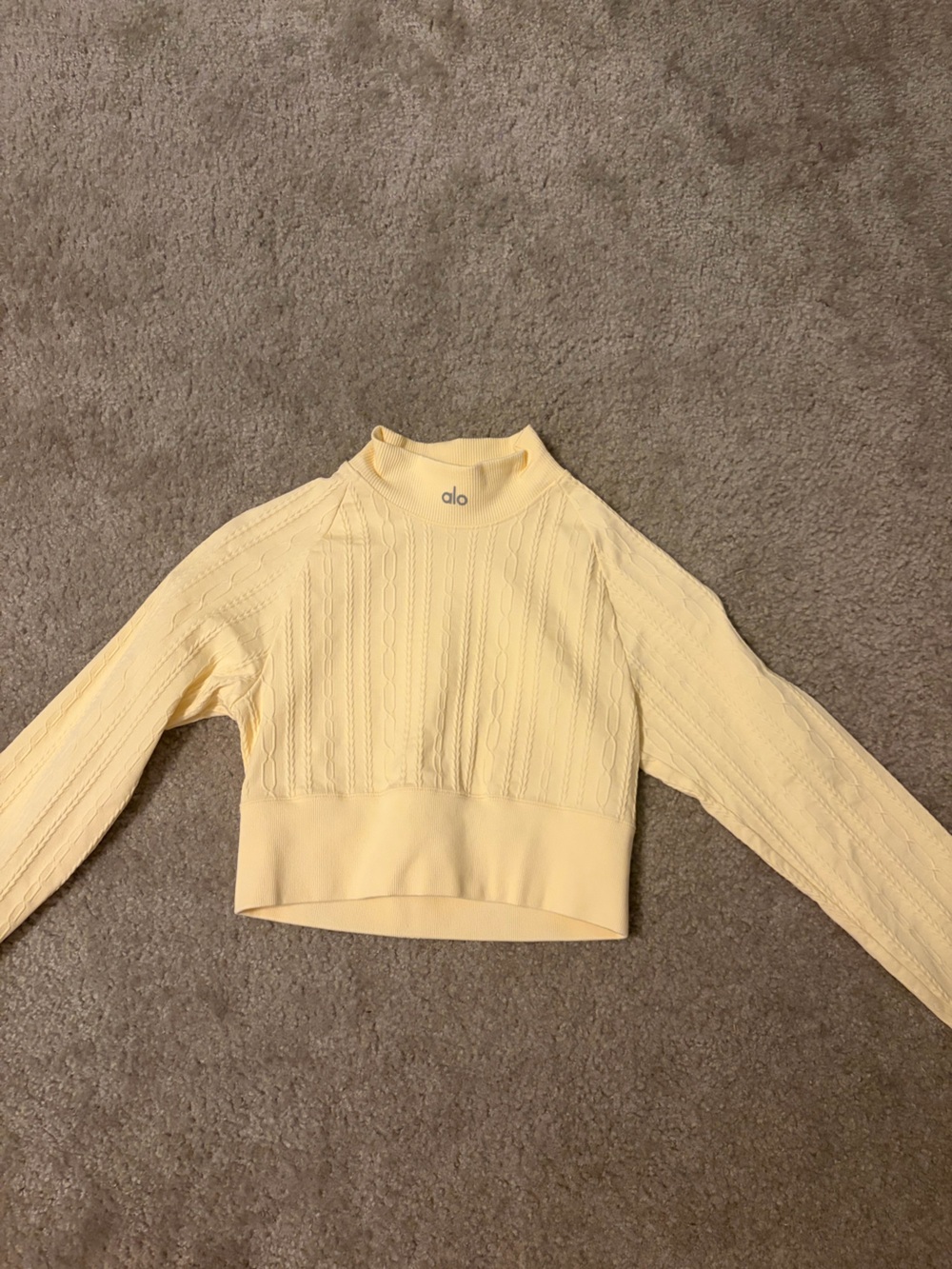 Alo Yoga Yellow Seamless Cable Knit Top - Picture 2 of 4